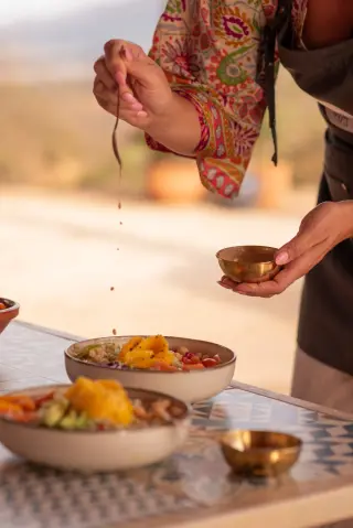 Anouk offers private dinners and tapas workshops